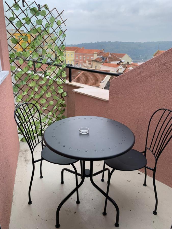 Apartment2 With Terrace And A View Near Amoreiras Lissabon Buitenkant foto